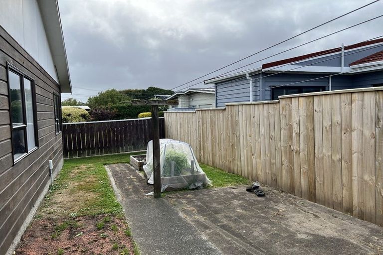 Photo of property in 20 Hurley Road, Paraparaumu Beach, Paraparaumu, 5032