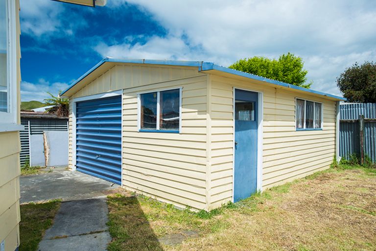 Photo of property in 32 Ida Road, Outer Kaiti, Gisborne, 4010