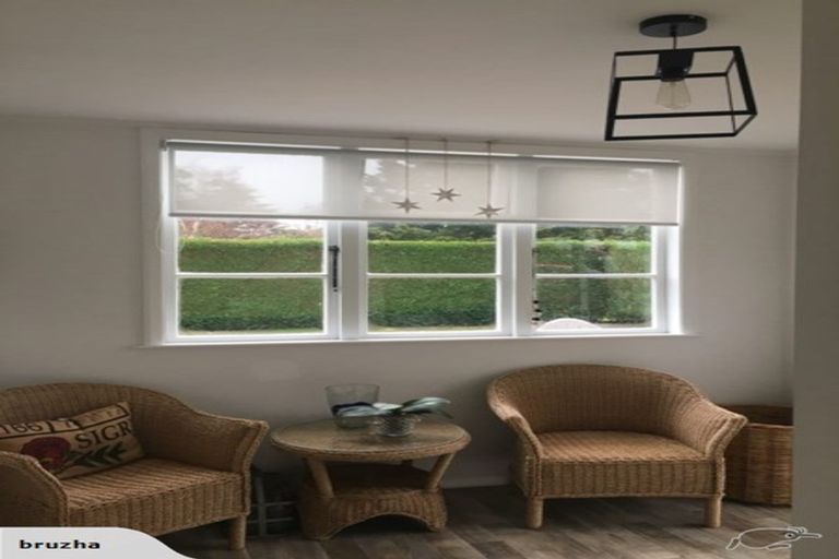 Photo of property in 9 Yule Grove, Greytown, 5712