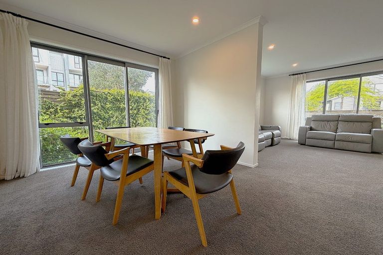 Photo of property in 63 Te Oneroa Way, Long Bay, Auckland, 0630