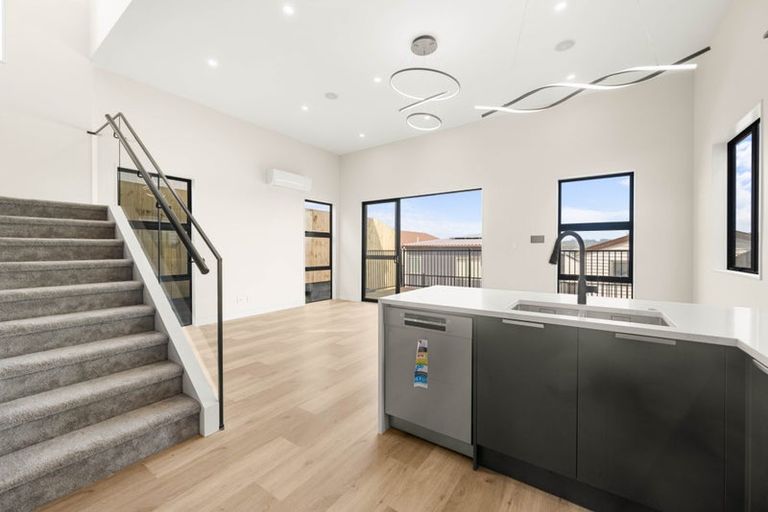 Photo of property in 40 Kapehu Road, Silverdale, 0932