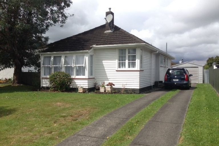 Photo of property in 5 Iona Street, Hokowhitu, Palmerston North, 4410