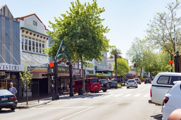 Photo of property in 141 Victoria Avenue, Hokowhitu, Palmerston North, 4410