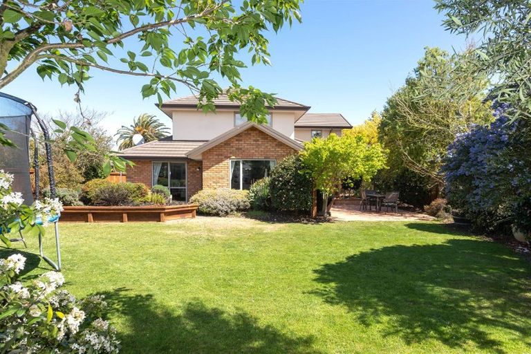 Photo of property in 18 Country Palms Drive, Halswell, Christchurch, 8025