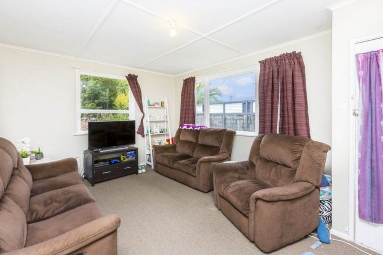 Photo of property in 1033c Fergusson Drive, Clouston Park, Upper Hutt, 5018