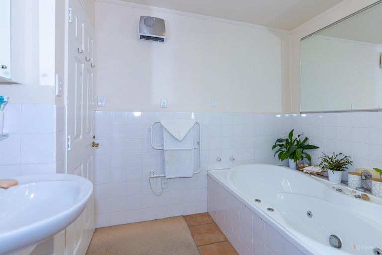 Photo of property in 5 Pye Road, Geraldine Downs, Geraldine, 7991