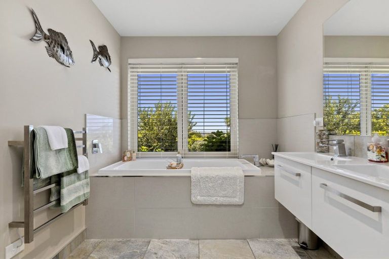 Photo of property in 35 Blue Ridge Drive, Acacia Bay, Taupo, 3385