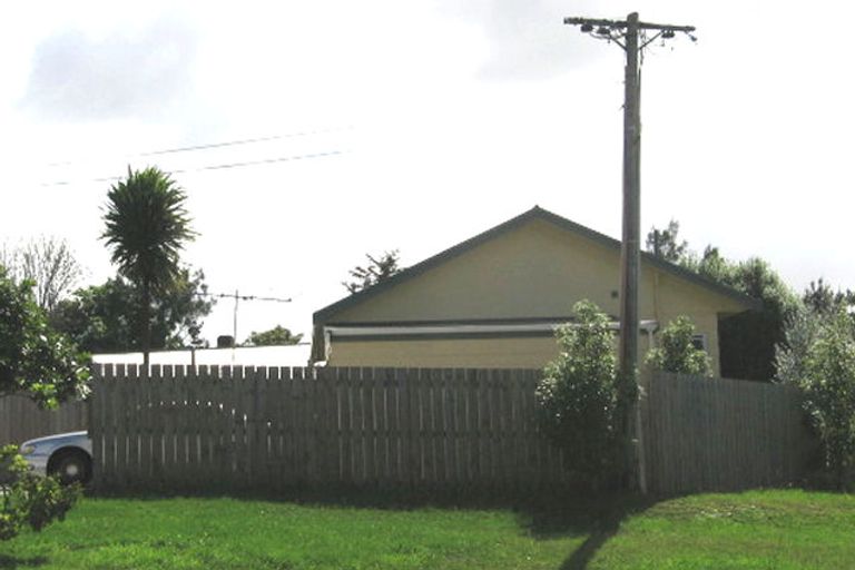 Photo of property in 299 Swanson Road, Ranui, Auckland, 0612