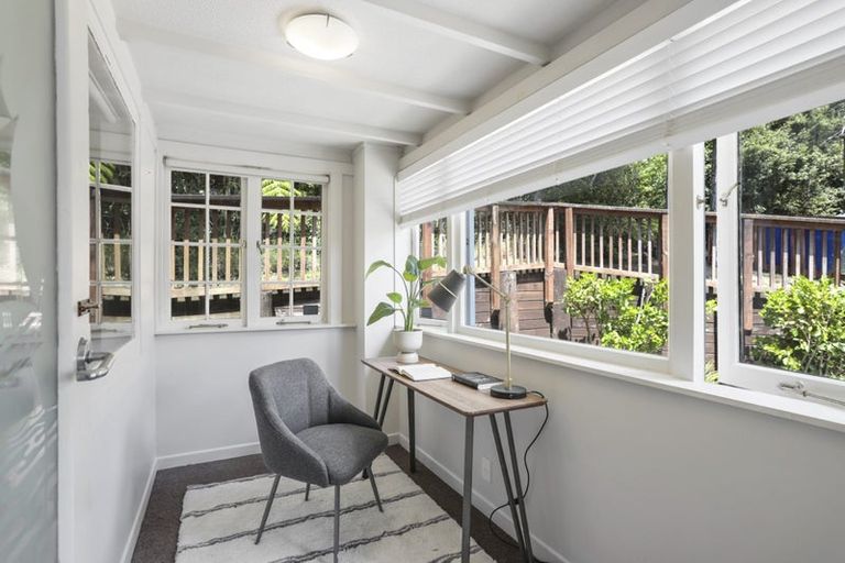 Photo of property in 518e West Coast Road, Oratia, Auckland, 0604