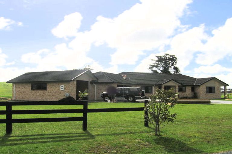 Photo of property in 10 Meadowpark Drive, Dargaville, 0310