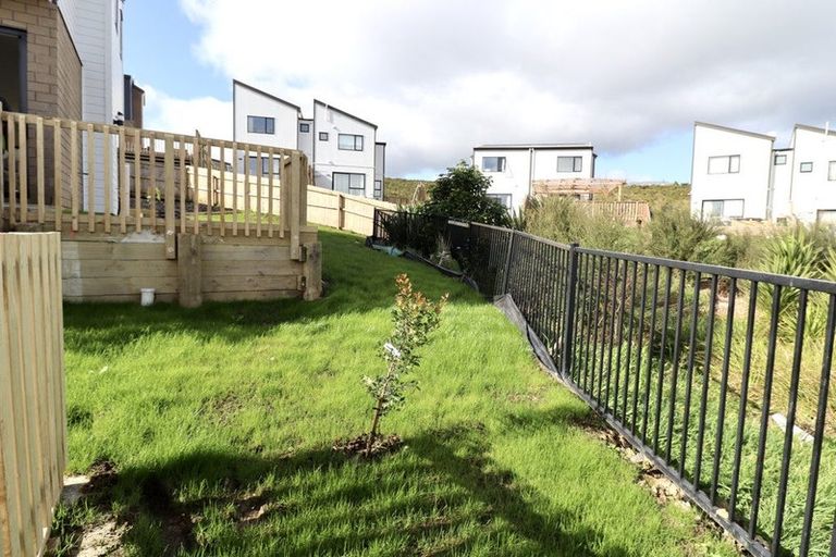 Photo of property in 9 Heketara Place, Papakura, 2110