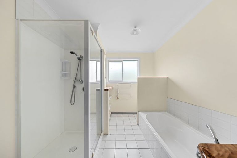 Photo of property in 55 Matarikoriko Road, Brixton, Waitara, 4382
