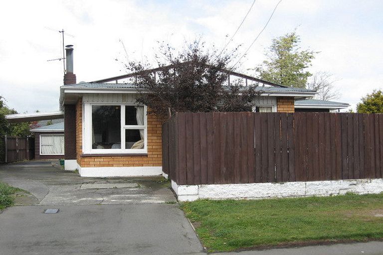 Photo of property in 43 Worthy Street, Ilam, Christchurch, 8041