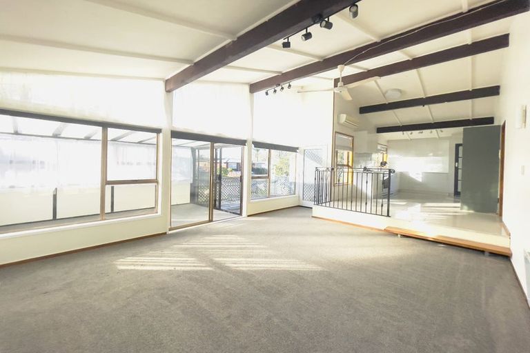 Photo of property in 52 Hope Farm Avenue, Pakuranga Heights, Auckland, 2010