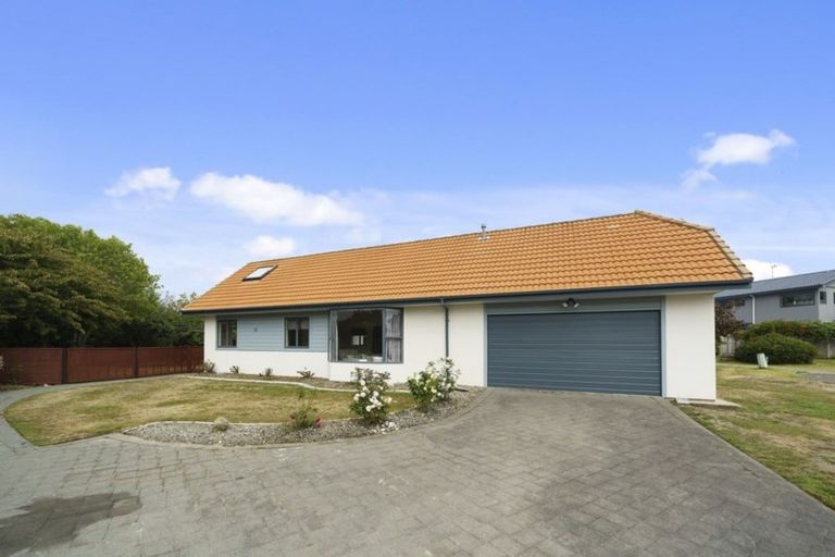Photo of property in 20 Realm Drive, Paraparaumu, 5032