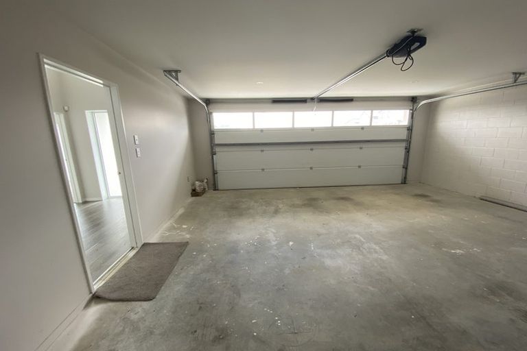 Photo of property in 38 Takurua Terrace, Orewa, 0931