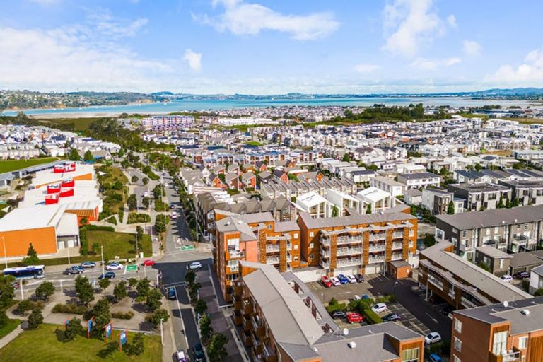 Photo of property in 203/160b Hobsonville Point Road, Hobsonville, Auckland, 0616