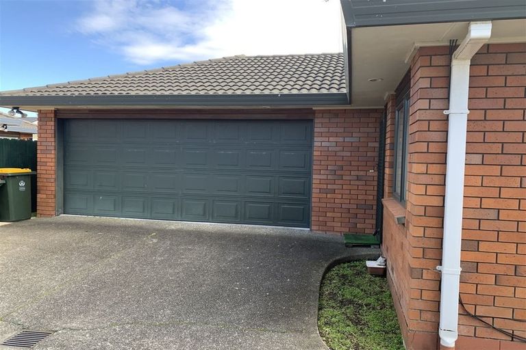 Photo of property in 1/35 Avis Avenue, Papatoetoe, Auckland, 2025