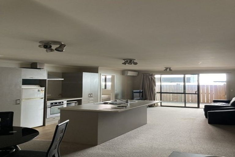 Photo of property in 2/27 Hogan Street, Hamilton East, Hamilton, 3216