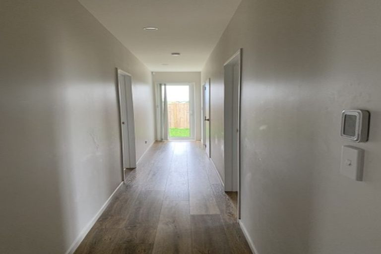 Photo of property in 17 Kapia Drive, Takanini, 2112