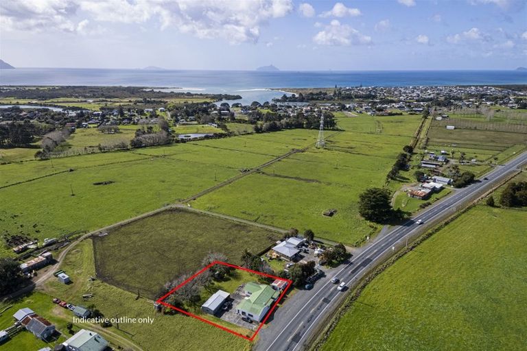 Photo of property in 2725 State Highway 1, Ruakaka, Whangarei, 0171
