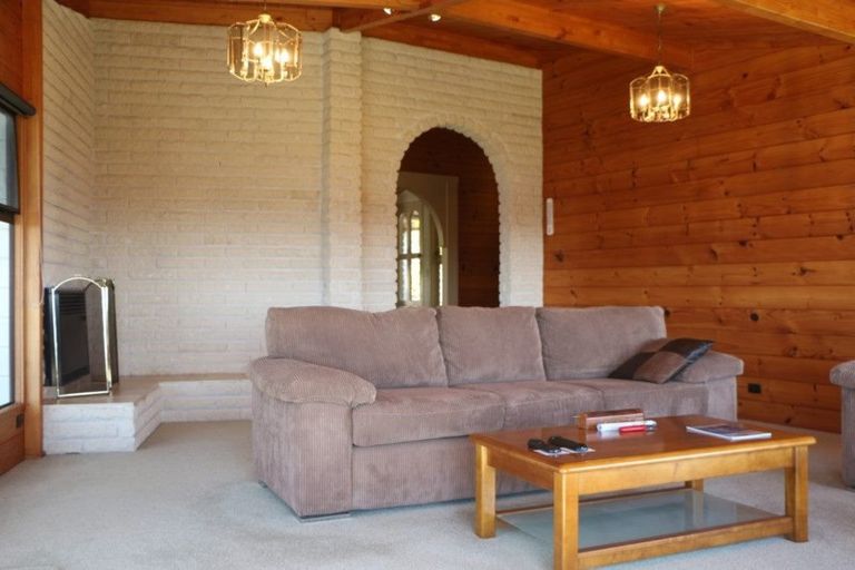 Photo of property in 43 Cable Bay Heights Drive, Cable Bay, 0420