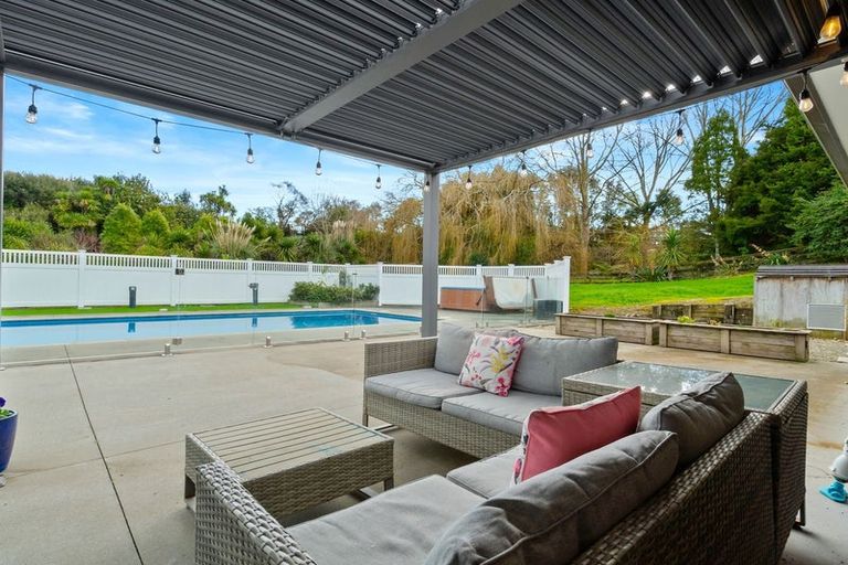 Photo of property in 2d Country Club Lane, Waiuku, 2123