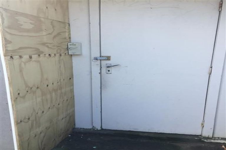 Photo of property in 2/119 Flat Bush Road, Clover Park, Auckland, 2023