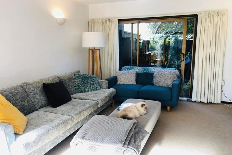 Photo of property in 1/63a Norwood Road, Bayswater, Auckland, 0622