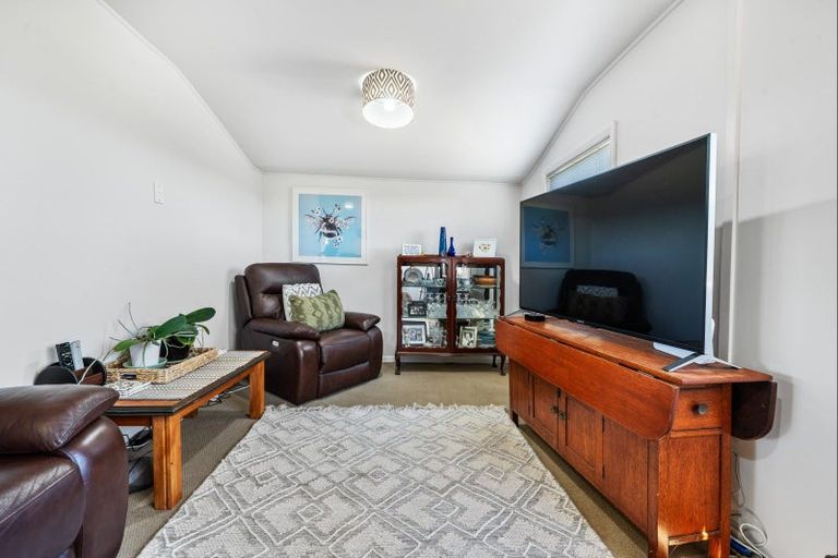 Photo of property in 38 Atkinson Road, Hurworth, New Plymouth, 4371