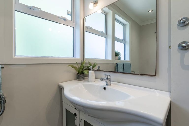 Photo of property in 191a Glengarry Road, Glen Eden, Auckland, 0602