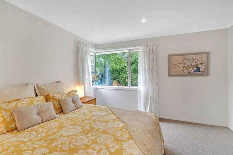 Photo of property in 15 Tyndale Place, Ilam, Christchurch, 8041