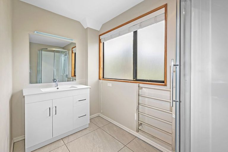 Photo of property in 9 Janice Place, Mount Pleasant, Christchurch, 8081