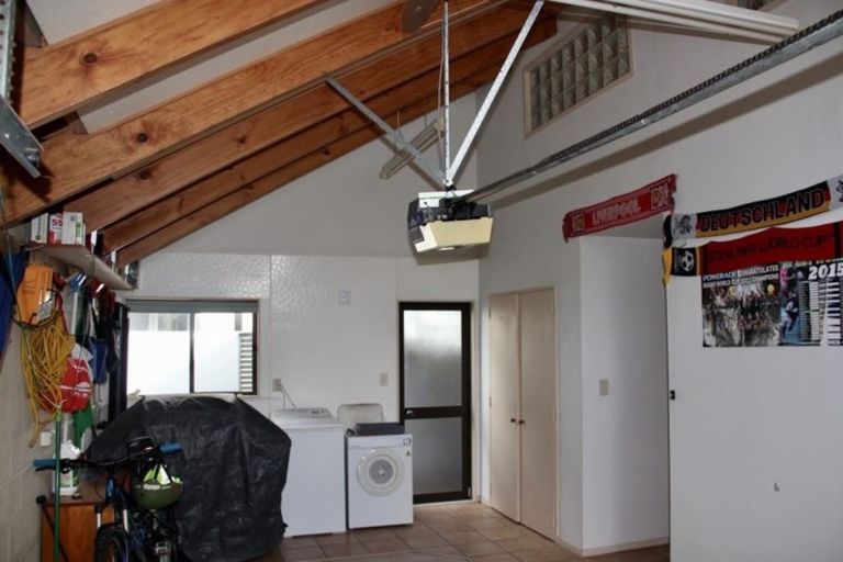 Photo of property in 2 Campbell Street, Whitianga, 3510