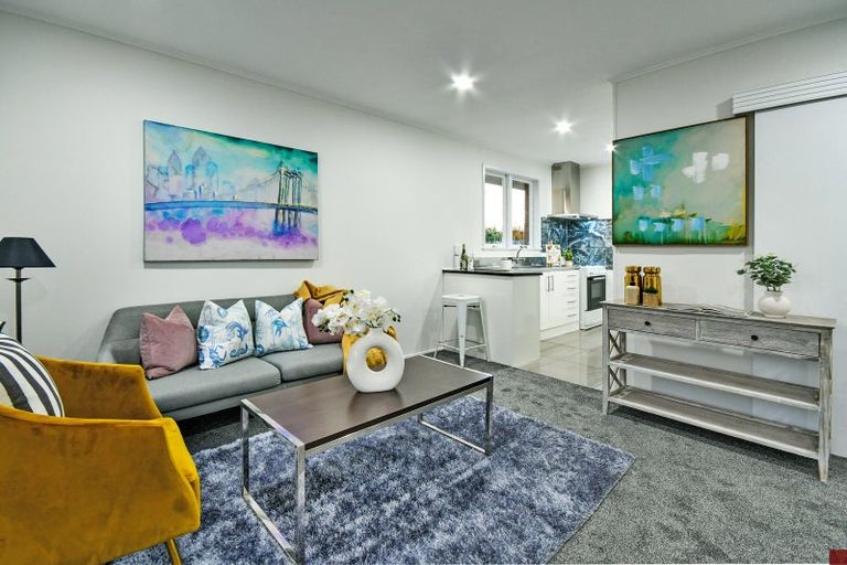 Photo of property in 1/12 Reagan Road, Manukau, Auckland, 2025