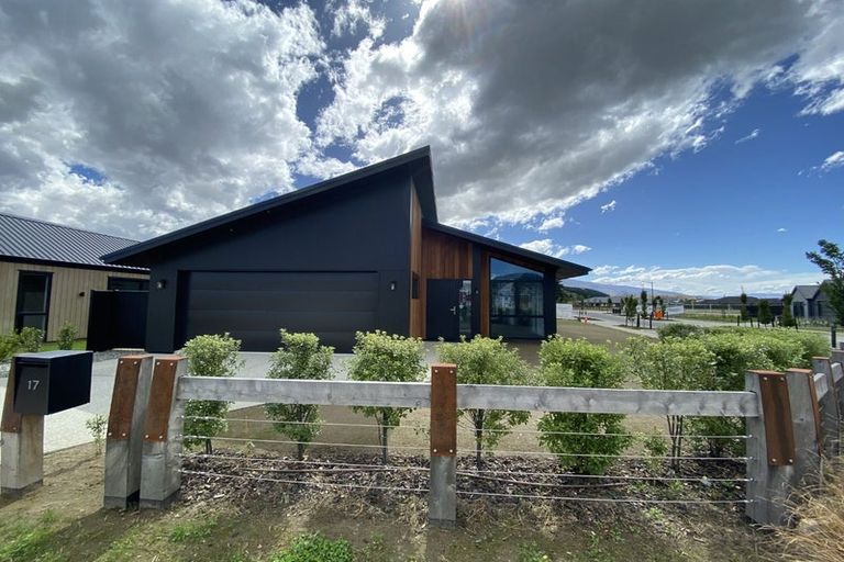 Photo of property in Wooing Tree Vineyard Ltd, 17 Vintage Street, Cromwell, 9310