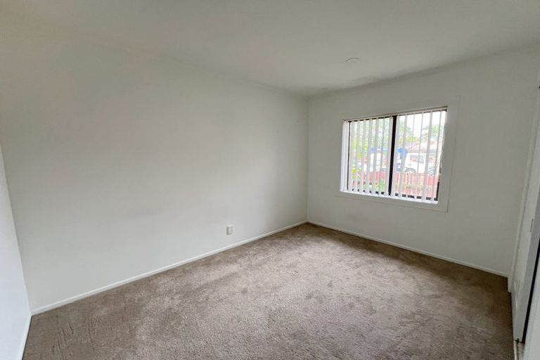 Photo of property in 196 Robertson Road, Mangere East, Auckland, 2024