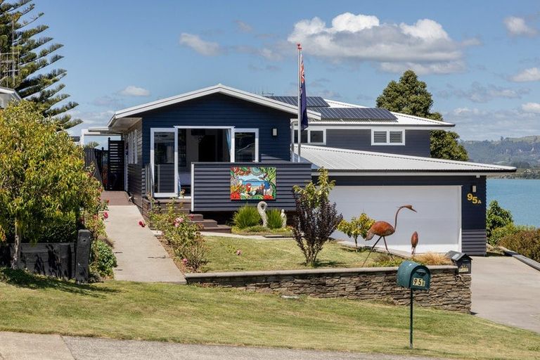 Photo of property in 95a Harbour View Road, Omokoroa, 3114