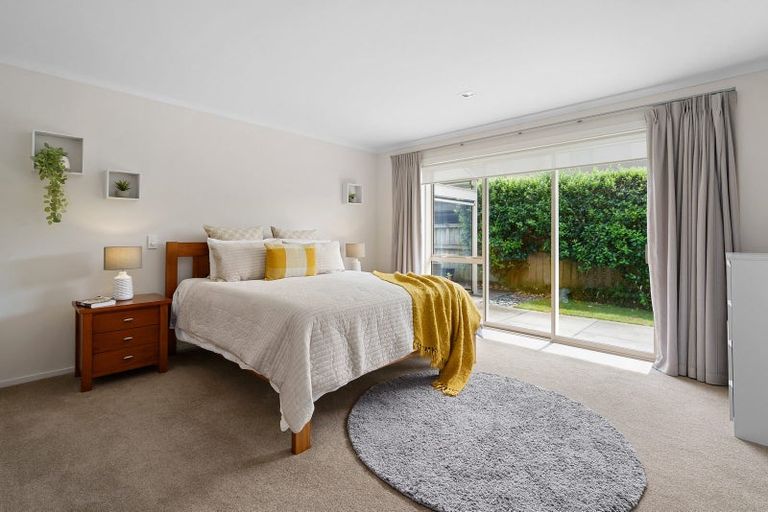 Photo of property in 10 Cooper Crescent, Cambridge, 3434