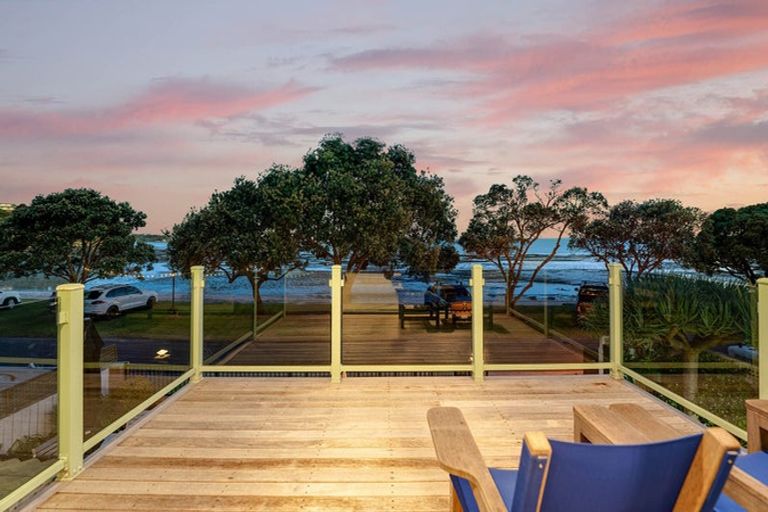 Photo of property in 20 Matakatia Parade, Matakatia, Whangaparaoa, 0930