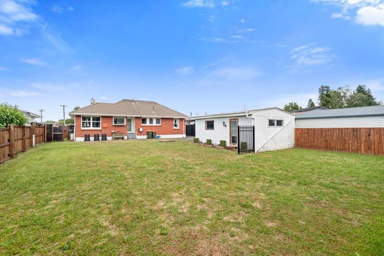 Photo of property in 37 Martin Street, Utuhina, Rotorua, 3015