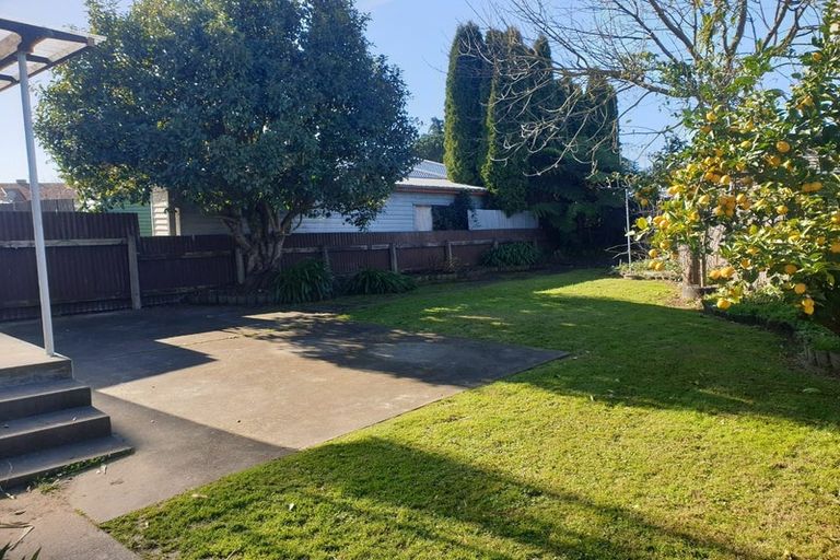 Photo of property in 2/608 Elm Road, Akina, Hastings, 4122