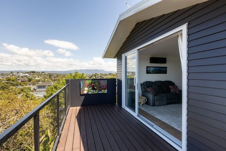 Photo of property in 95a Harbour View Road, Omokoroa, 3114