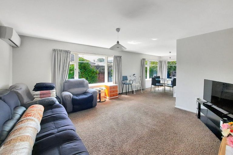 Photo of property in 1/40 Hounslow Street, Ilam, Christchurch, 8041