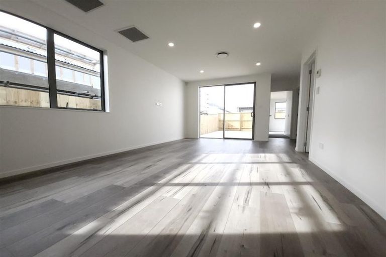 Photo of property in 38 John Gray Street, Papakura, 2110