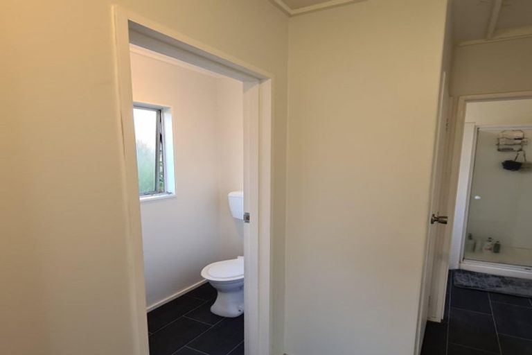Photo of property in 48 Baylands Drive, Newlands, Wellington, 6037