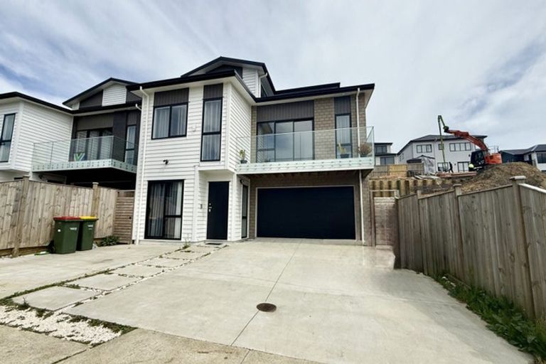 Photo of property in 34 Grand Ridge Avenue, Flat Bush, Auckland, 2019