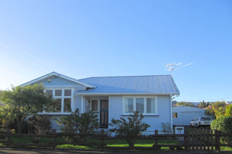 Photo of property in 17 Montague Street, Alicetown, Lower Hutt, 5010