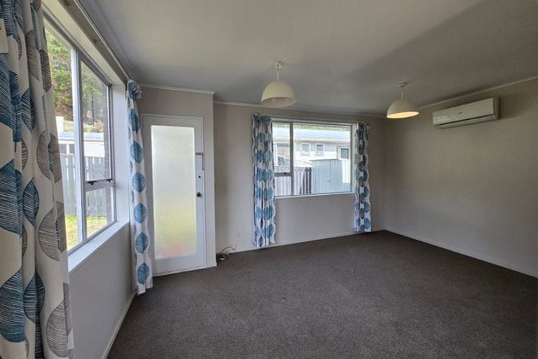 Photo of property in 2/47 Stockdale Street, Wainuiomata, Lower Hutt, 5014