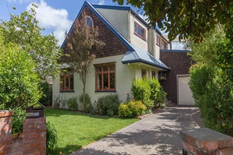 Photo of property in 68 Rangitane Street, Palmerston North, 4414